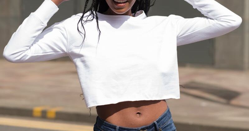 Crop top Thumbnail