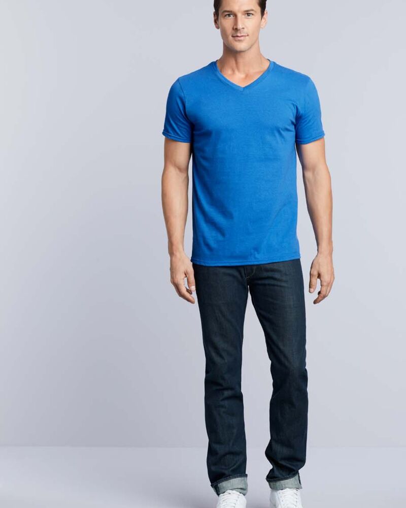 T-shirt uomo con scollatura a V Gildan Softstyle®  Thumbnail