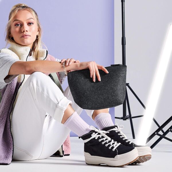 Felt Accessory Bag Thumbnail